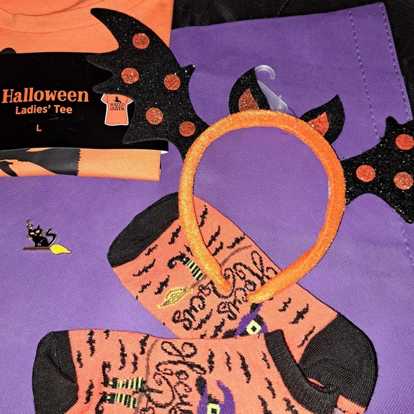 Halloween Sale! NWT-Ladies Sz Large HalloQueen, Socks, Pendant, Bat Wing halo - Picture 6 of 7